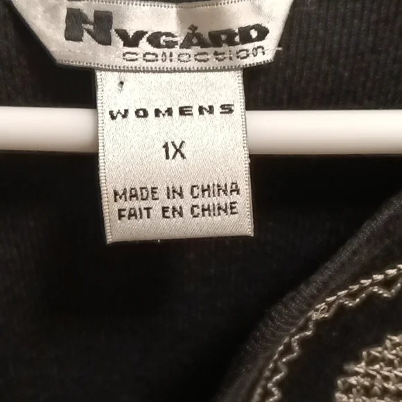 FINAL PRICE NYGARD COLLECTION black sleeveless embroidered collar blouse Size 1X - Picture 2 of 4